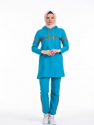 Kapüşonlu Sim Şeritli Eşofman Takımı Turkuaz Kapüşonlu Sim Şeritli Eşofman Takımı Turkuaz