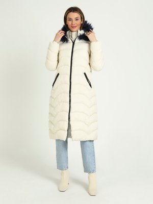 Krem Kürklü Şişme Mont