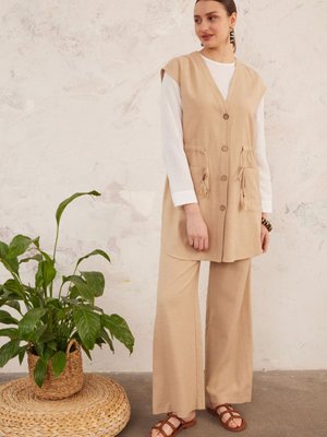 Belden Bağcıklı Keten Yelek Belden Bağcıklı Keten Yelek