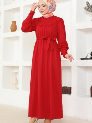 Kırmızı İnci Detaylı Tesettür Elbise Kırmızı İnci Detaylı Tesettür Elbise