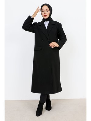 Siyah Cebi Kapaklı Çift Düğmeli Kaban Siyah Cebi Kapaklı Çift Düğmeli Kaban