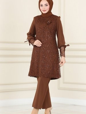 Kahve Broşlu Takım Kahve Broşlu Takım