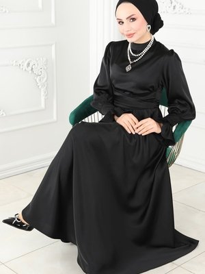 Siyah Manşeti Volanlı Saten Abiye Elbise