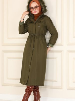 Haki İçi Kürklü Kapüşonlu Trençkot Haki İçi Kürklü Kapüşonlu Trençkot