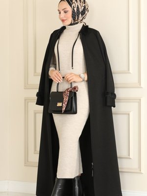 Siyah Kürk Detaylı Ferace