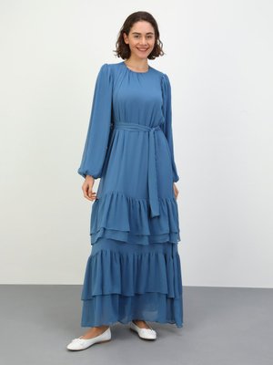 İndigo Fırfır Detaylı Kemerli Şifon Elbise