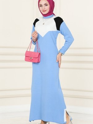 Mavi Renkli Garnili Triko Elbise