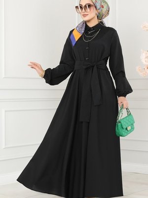 Siyah Kuşaklı Terikoton Elbise