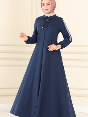 Lacivert Biye Detaylı Kışlık Ferace Lacivert Biye Detaylı Kışlık Ferace