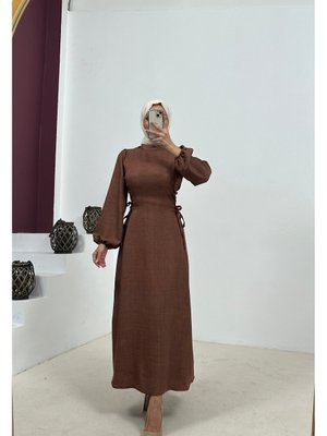 Yandan Biye Bağcıklı Sofya Keten Elbise Yandan Biye Bağcıklı Sofya Keten Elbise