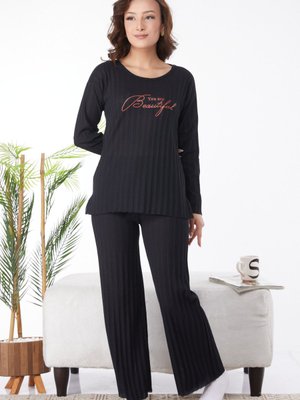 Sıyah Bisiklet Yaka Baskılı Uzun Kollu Pijama Takımı Sıyah Bisiklet Yaka Baskılı Uzun Kollu Pijama Takımı