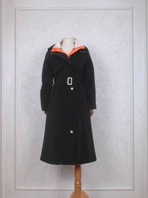 Dik Yaka Çıkarılabilen Kapüşonlu Mont