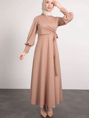 Kemer Bağlama Detaylı Sukuba Elbise Kemer Bağlama Detaylı Sukuba Elbise