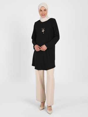 Siyah Tunik Siyah Tunik
