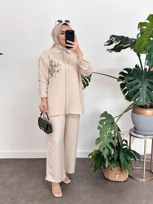 Nakışlı Pamuk Ketentaşlı Takım Bej Nakışlı Pamuk Ketentaşlı Takım Bej