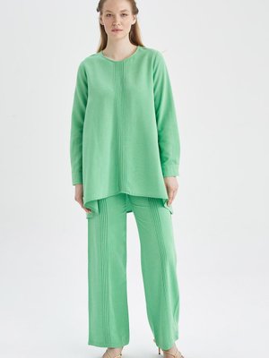 Regular Fit Geniş Paça Keten Karışımlı Pantolon Y8267az22sm