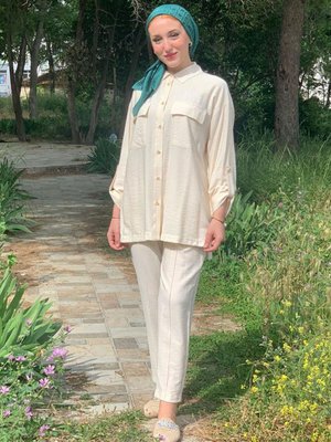 Bej Cep Detaylı Gömlekli Takım Bej Cep Detaylı Gömlekli Takım