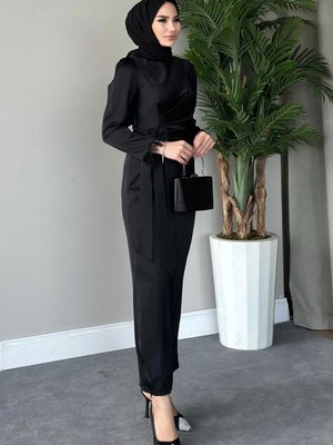 Kol Saçaklı Saten Abiye Elbise Siyah Kol Saçaklı Saten Abiye Elbise Siyah