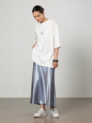 Derin Mavi Balık Form Saten Etek