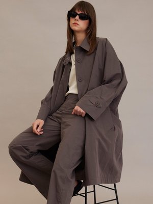 Oversıze Teknik Kumaş Trençkot Vizon Oversıze Teknik Kumaş Trençkot Vizon