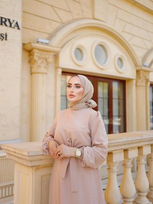 Kemer Detaylı Açık Somon Elbise