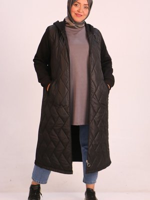 Siyah Büyük Beden Kapitone Üç İplik Fermuarlı Kap