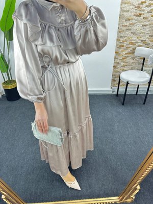 Saten Uzun Kemerli Elbise