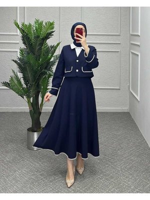 Nakış Detaylı Ceketli Takım Nakış Detaylı Ceketli Takım