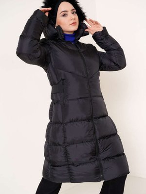 Sırtı Lastikli Uzun Şişme Mont Sırtı Lastikli Uzun Şişme Mont