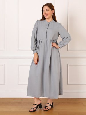 Gri Mavi Büyük Beden Gizli Düğme Detaylı Elbise Gri Mavi Büyük Beden Gizli Düğme Detaylı Elbise