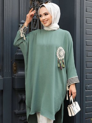 Püskül Detaylı Çağla Yeşili Tunik