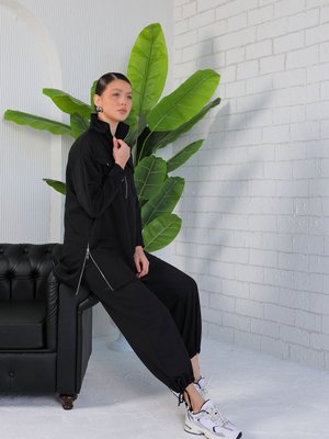 Siyah Fermuarlı Takım Siyah Fermuarlı Takım