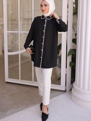 Siyah Ön Yaka Detaylı Keten Gömlek