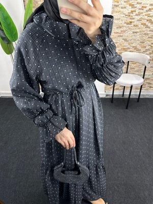 Bebe Yaka Uzun Kemerli Elbise