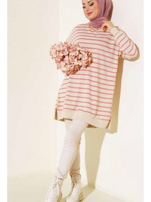 Butik Çizgisi Pembe Rahat Kesim Lastikli Düşük Kol Yan Yırtmaç Yuvarlak Yaka Tunik