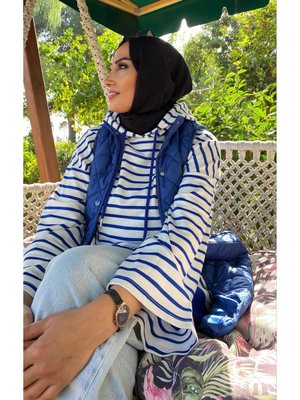 Çizgili Kapüşonlu Sweat Saks