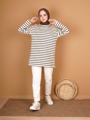 Omzu Çıtçıtlı Çizgili Sweat Omzu Çıtçıtlı Çizgili Sweat