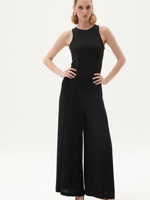 Siyah Geniş Paçalı Pantolon