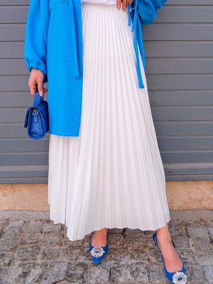 Deri Görünümlü Beli Lastikli Uzun Piliseli Etek Beyaz Deri Görünümlü Beli Lastikli Uzun Piliseli Etek Beyaz