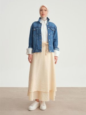 Örgü Kemerli Kat Etek Aytaşı