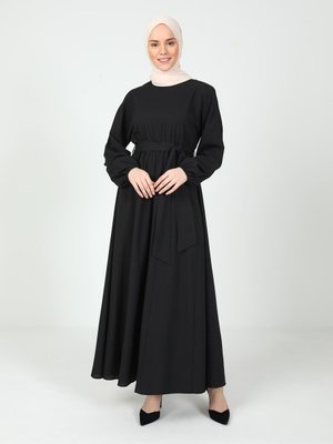 Siyah Bağlama Detaylı Elbise
