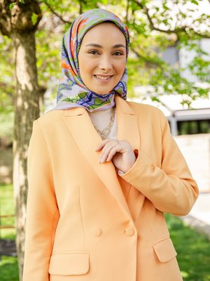 İpek Özel Tasarım Desenli Eşarp Cok Renkli