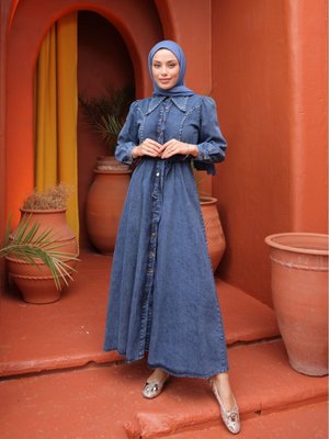 Kuşaklı Taş Detaylı Önü Düğmeli Cepli Kot Elbise