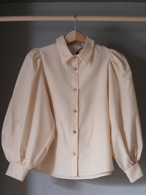 Krem Klasik Yaka Crop Gömlek Krem Klasik Yaka Crop Gömlek