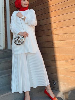 Piliseli Sandy Bluz Pantolon Takım Piliseli Sandy Bluz Pantolon Takım