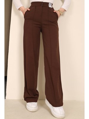 Kahverengi Ön Çimalı Cepli Armalı Bol Paça Pantolon