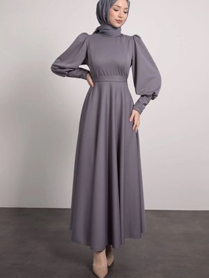 Balon Kol Pile Etek Detaylı Tesettür Elbise Balon Kol Pile Etek Detaylı Tesettür Elbise