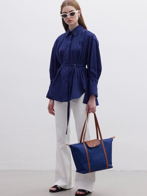 Kemer Detaylı Gömlek Lacivert