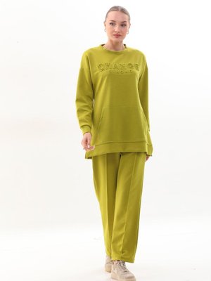Yeşil Renk Bisiklet Yaka Sweat Bol Paça Pantolon Spor Takım Yeşil Renk Bisiklet Yaka Sweat Bol Paça Pantolon Spor Takım