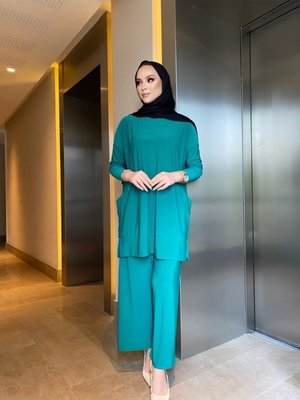 Harika Sandy Pantolonlu Cep Detaylı İkili Takım